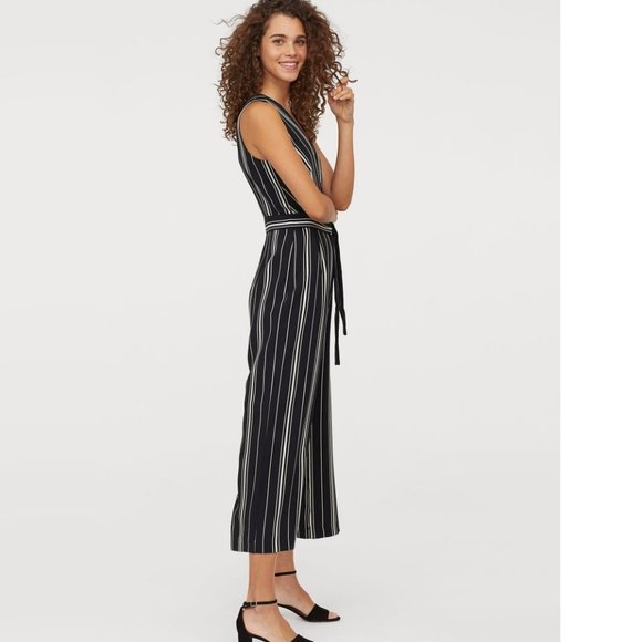 H&M Tie-belt Jumpsuit Black/white striped - Picture 3 of 4